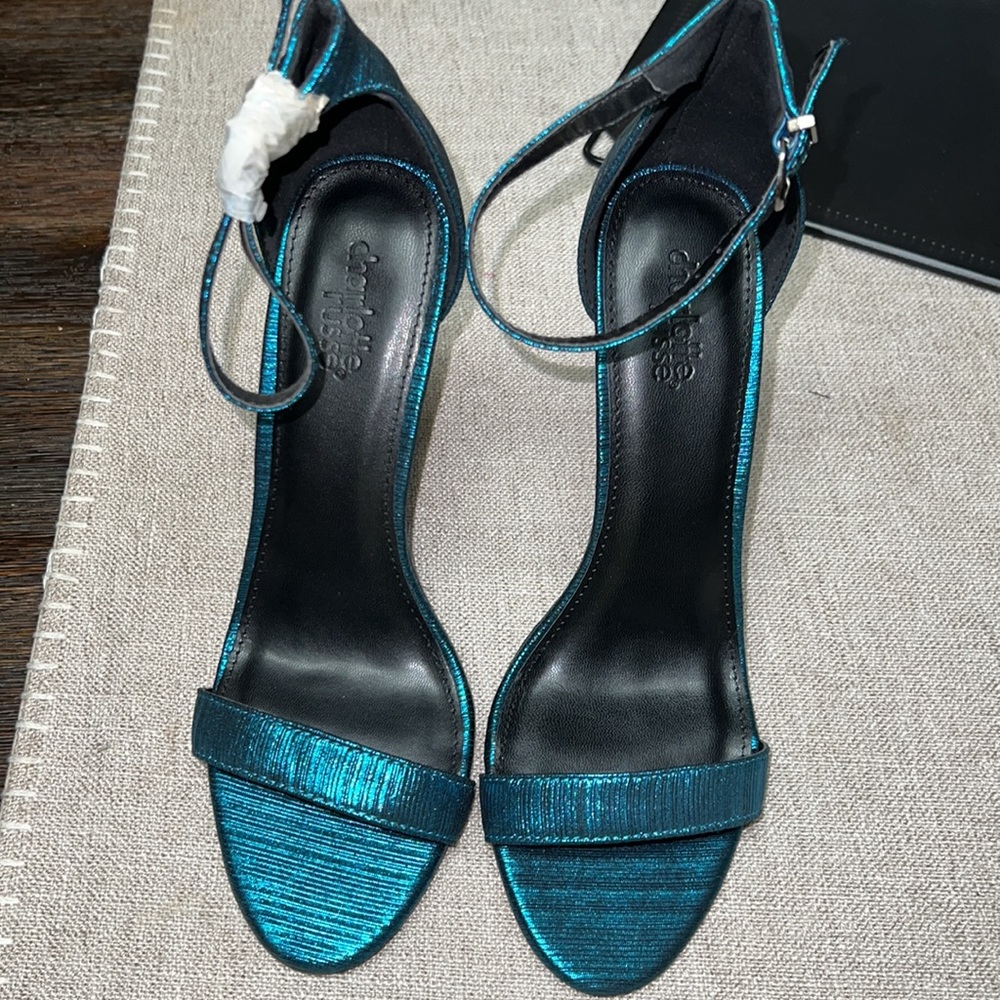 Never worn women’s heel size 8 shimmery blue/green. No box - Picture 3 of 5